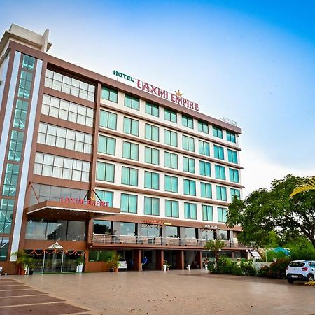 Hotel Laxmi Empire GOA Buitenkant foto