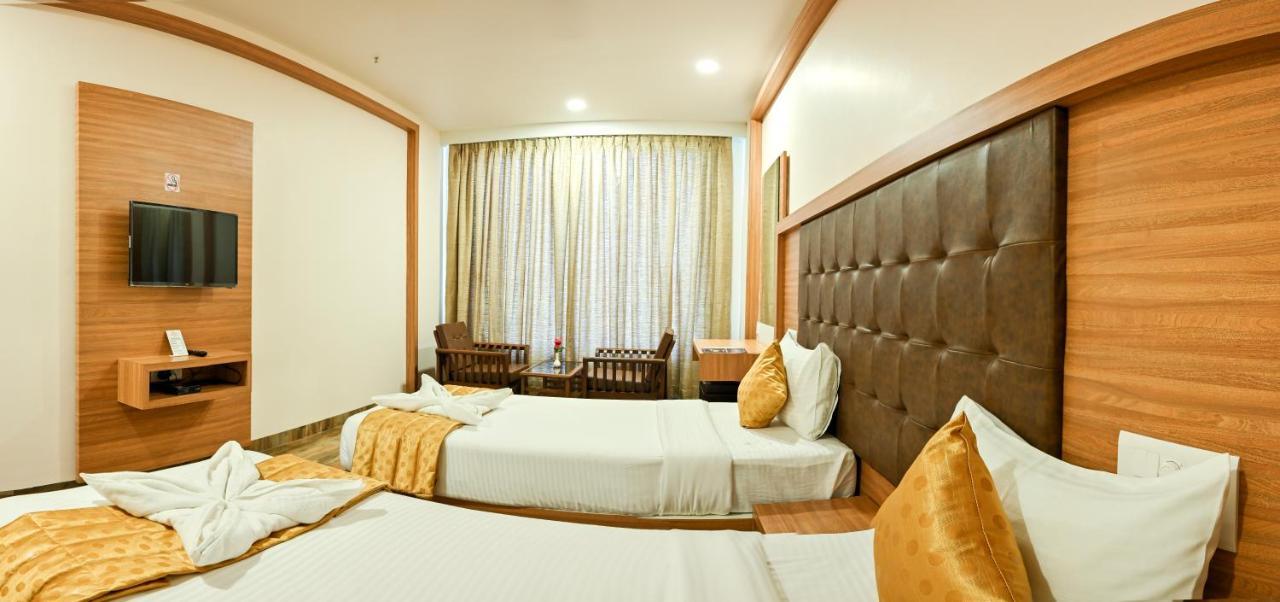 Hotel Laxmi Empire GOA Buitenkant foto