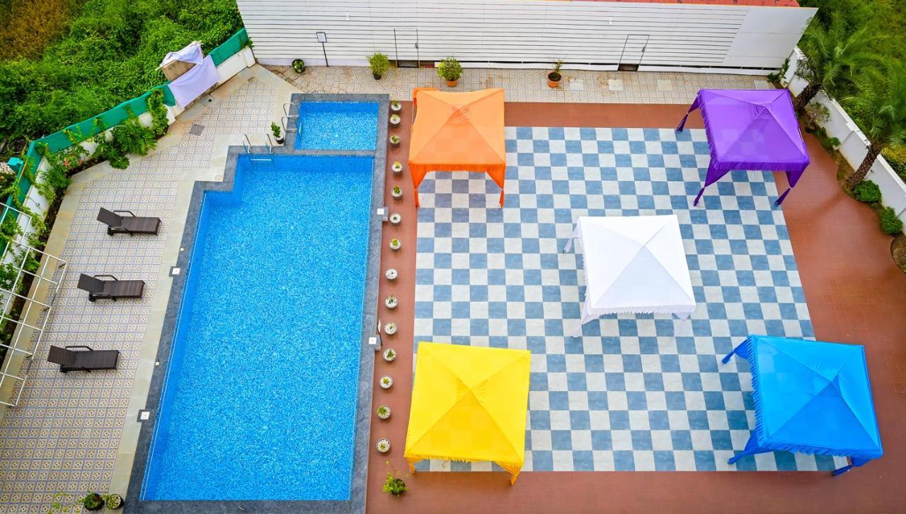 Hotel Laxmi Empire GOA Buitenkant foto