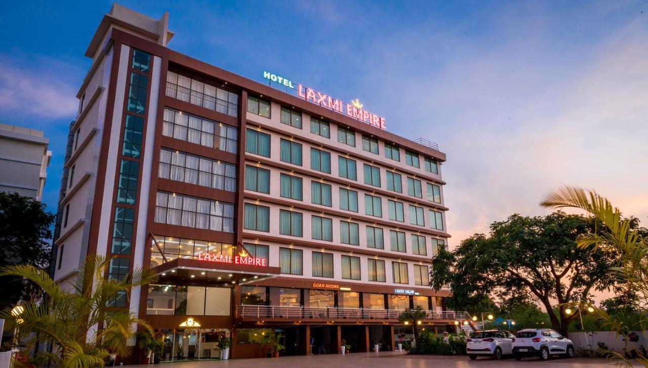 Hotel Laxmi Empire GOA Buitenkant foto